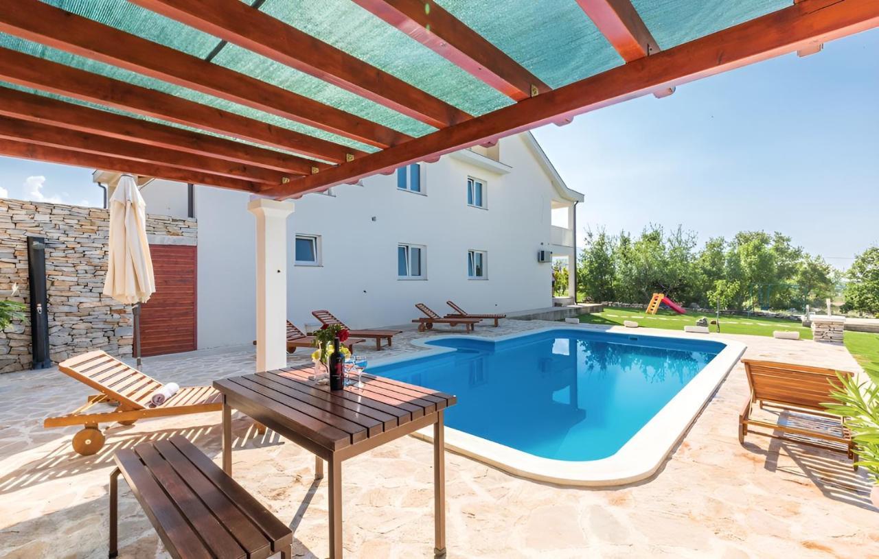Villa SPLIT - Vacation villa with perfect privacy, pool, sauna, jacuzzi Opanci Esterno foto
